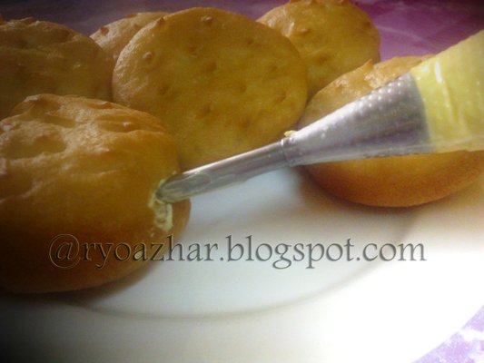 Ryo : Donut durian (Ala2 Big Apple)