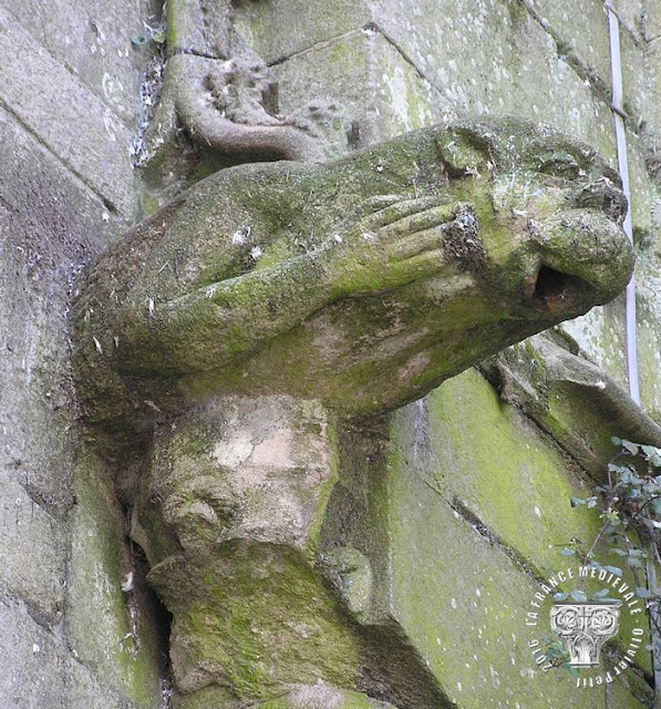 JOSSELIN (56) - Eglise Notre-Dame du Roncier (XIIe-XVIe siècles) (Extérieur)