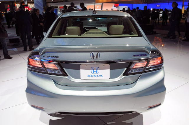 Honda Civic Hybrid Pictures Exterior