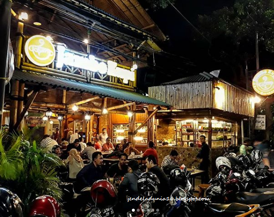 [http://FindWisata.blogspot.com] Resto Jambo Kupi, Menikmati Santapan Kuliner Nusantara Khas Aceh | Wisata Kuliner