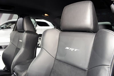 2012 dodge charger seats