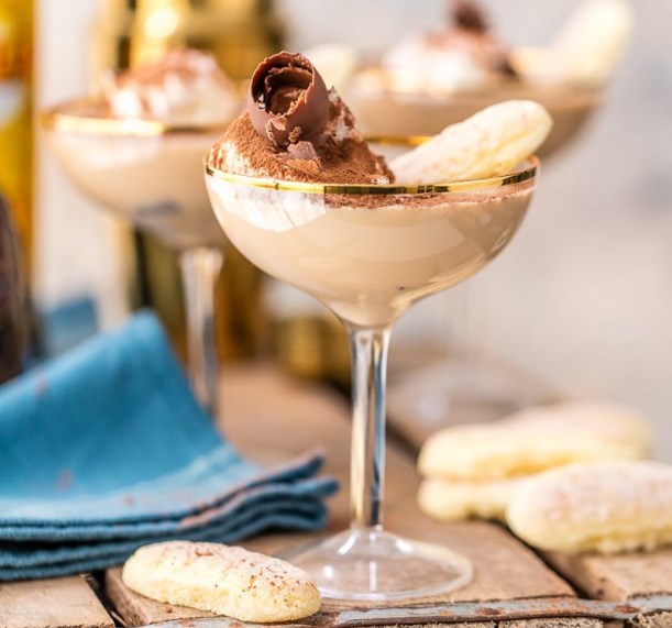 Tiramisu Martini Cocktail #drinks #alcohol