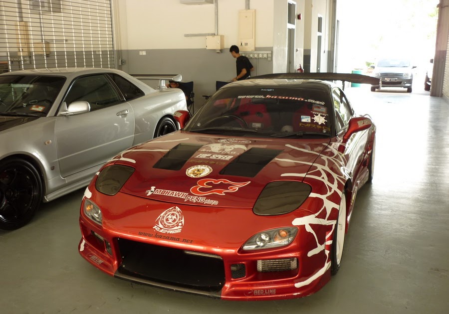 Long's Photo Gallery: Mazda RX7 Kazama Autoworks