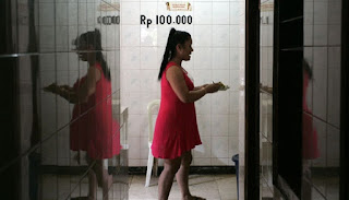 7 Tempat Lokalisasi Prostitusi Terbesar di Indonesia - 2