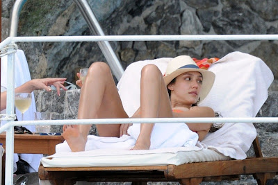 pretty Jessica Alba sexy orange bikini candids poolside - photo 1