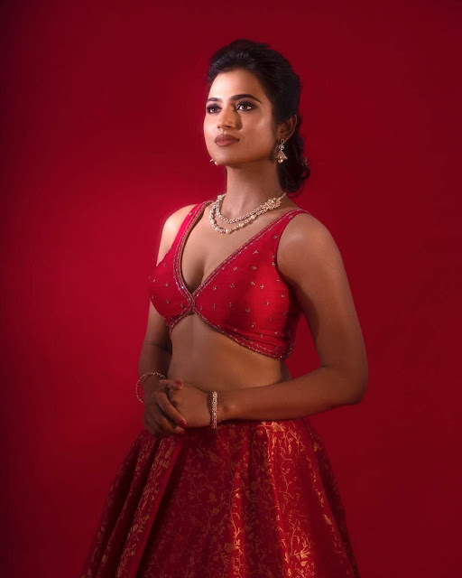 Actress Ramya Pandiyan