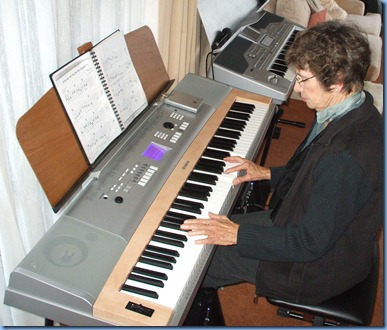 Colleen Kerr playing Colin Crann's Yamaha DGX-620 digital ensemble piano