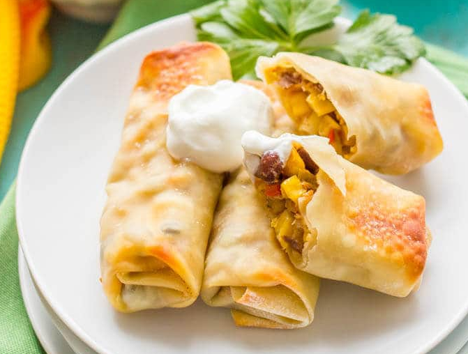 BAKED SOUTHWESTERN EGG ROLLS #vegan #recipevegetarian 