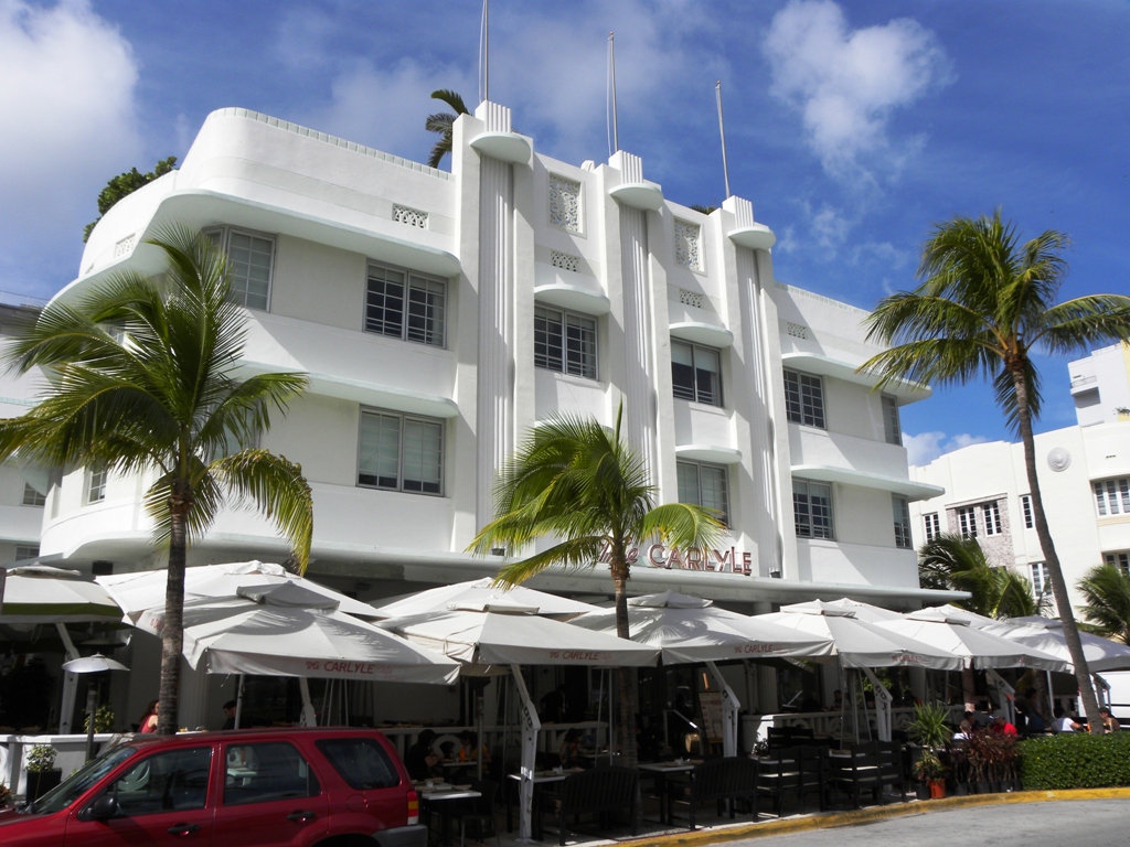 Travels - Ballroom Dancing - Amusement Parks: Cubism and Art Deco buildings in South Beach, Miami