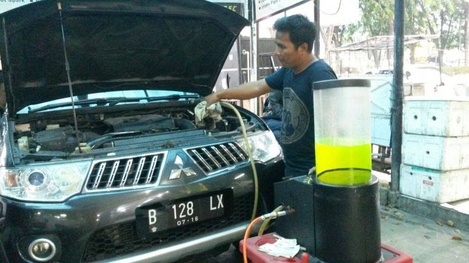 Service AC Mobil Banda Aceh Hp 081224900600 Bengkel Dan