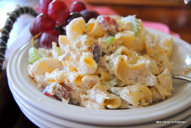 Ladies Club Chicken Salad at Miz Helen's Country Cottage