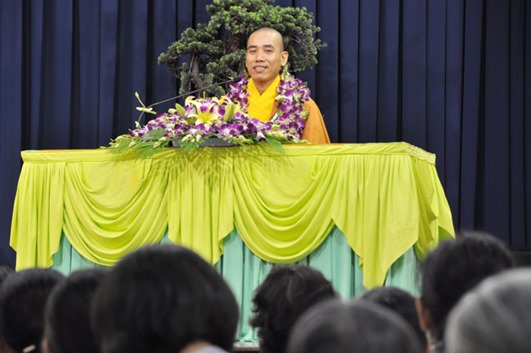 dai-duc-thich-tam-man-ve-chua-hoang-phap (11)