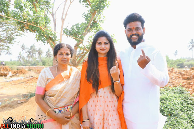 Ram Mohan Naidu with his family