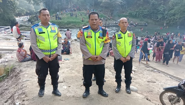 Kapolsek Sipispis Pimpin Ops Lilin Toba Objek Wisata Batu Nongol