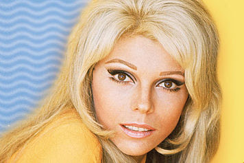 Nancy Sinatra Hot Pictures