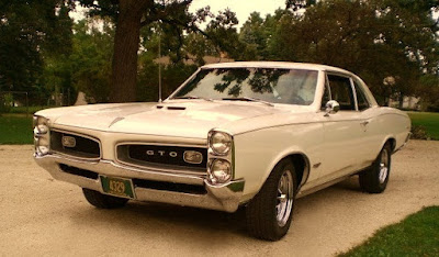 1966 Pontiac GTO Hardtop Coupe Front Left