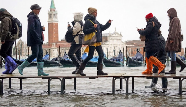 Venecia sufre su peor inundación desde 1966 por fenómeno de agua alta