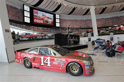 The car's new paint scheme revealed during the No. 14 Darlington Throwback Announcement at #NASCAR Hall of Fame on August 3, 2016 in Charlotte 