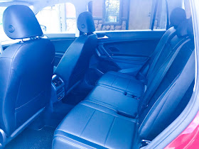 Rear seat in 2020 Volkswagen Tiguan 2.0T SEL with 4MOTION