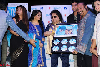 Gracy Singh and Bappi Lahiri   Blue Mountain Music Launch IMG 0699.JPG