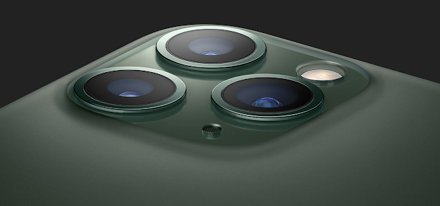 آبل تغير تصميم كاميرا iPhone 15 Pro Max لدمج تقنية الكاميرا بنظام المنظار للتكبير البصري