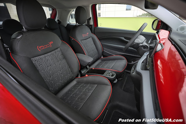 2024 Fiat 500e Interior