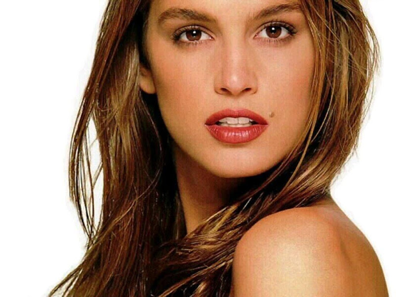 Not long ago, Cindy Crawford was the hottest supermodel in the pla title=