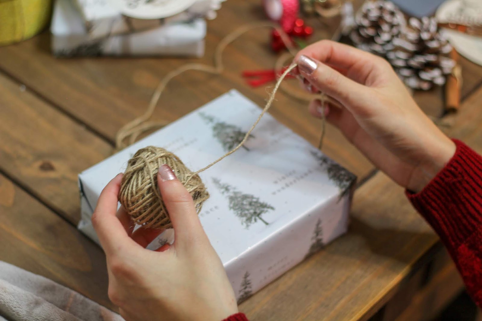 brown string christmas gift wrap