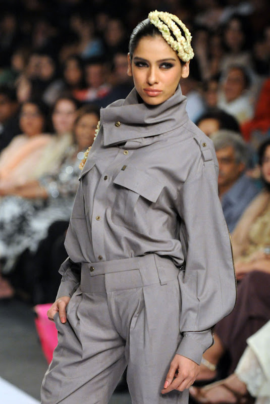 karachi pakistan fashion week