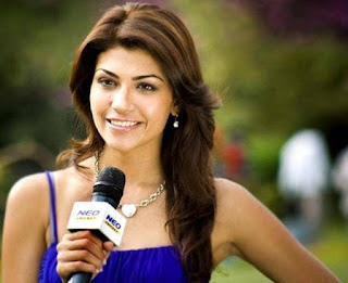 Indian cute in TV News Reporter pic, Indian tv news goddess pics