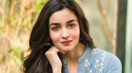 Alia Bhatt , Ranbir Kapoorc