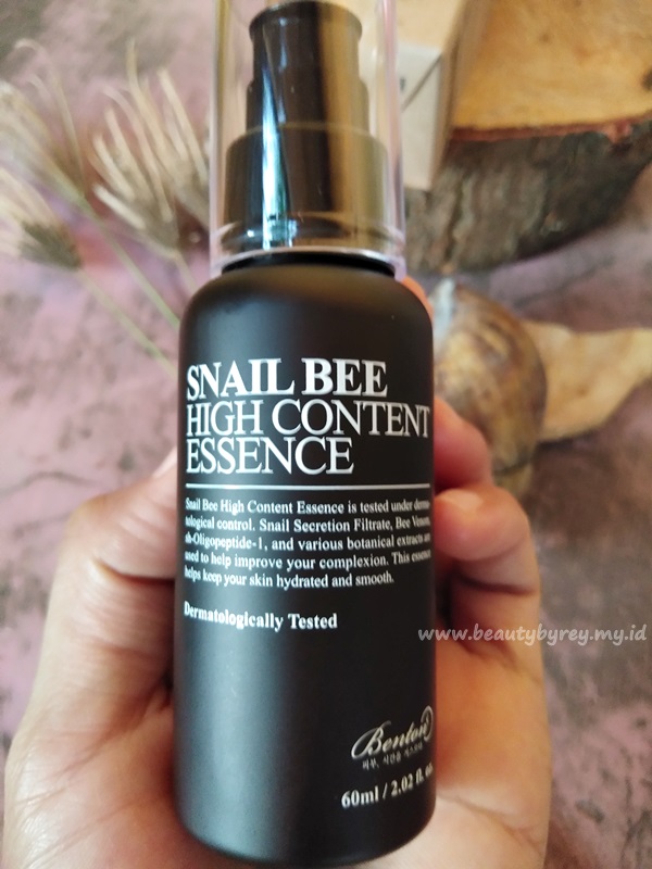 Benton Snail Bee high content essence mengandung bahan-bahan alami