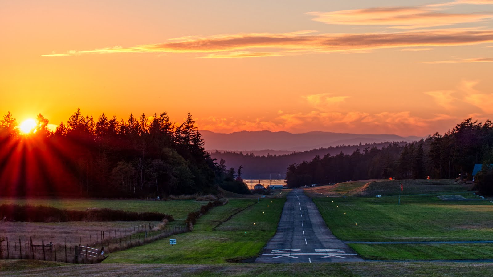 Runway 25 Sunset