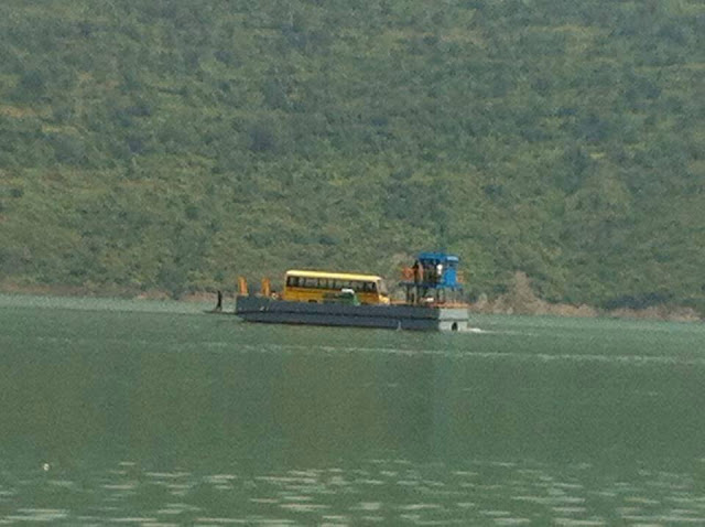 Barts Boat in Tehri Jheel