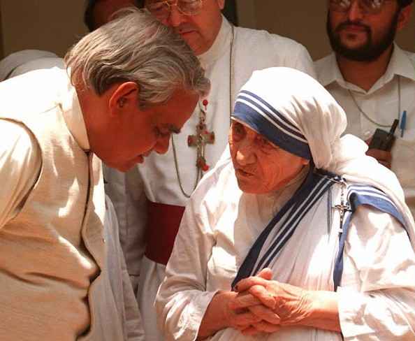 Atal Bihari Vajpayee with Mother Teresa, May 1996