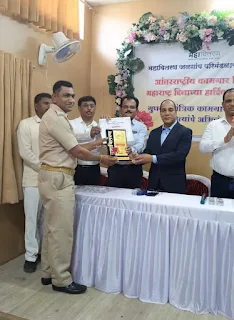 Bhushan-Bendale-Awards-for-Meaning-Technical-at-Savada