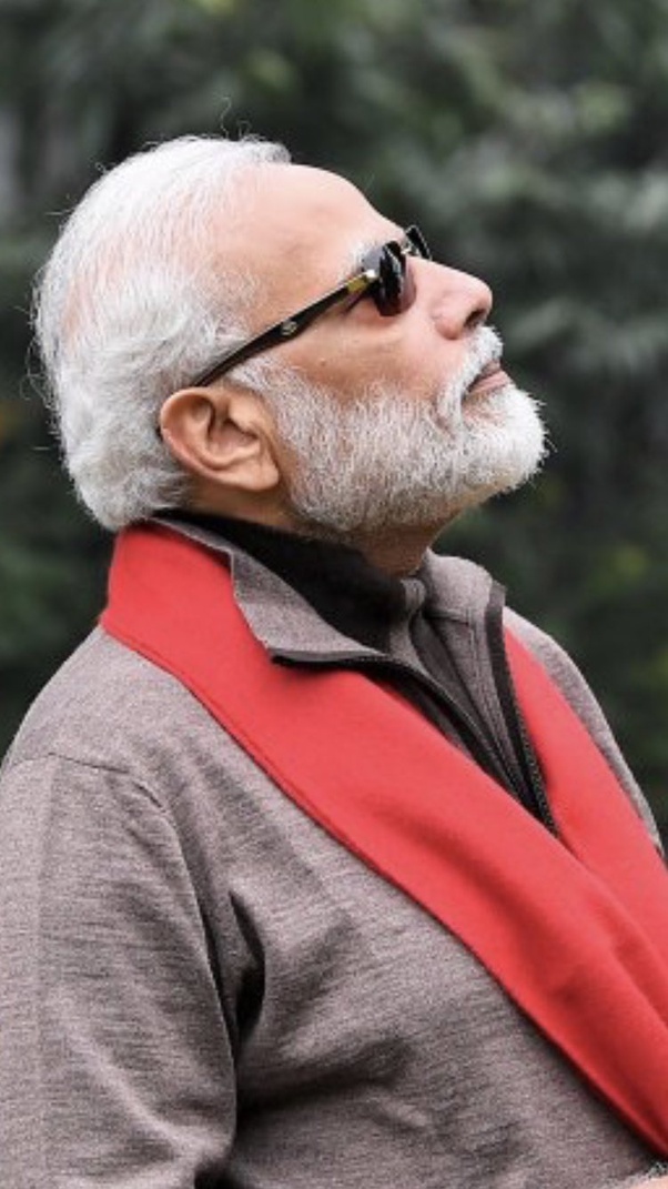  PM Narendra Modi (news) wearing Maybach glasses worth ₹1.5 Lakh while watching the solar eclipse