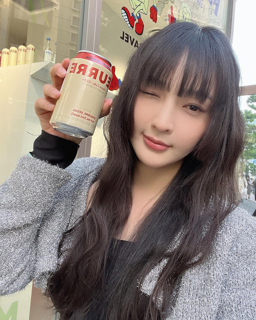 Kayo Satoh – Most Beautiful Transgender Soft Drink Japan Commercial Girl Model