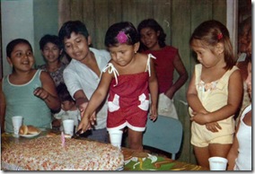 yo en mi infancia cumple de mi hermana marcela