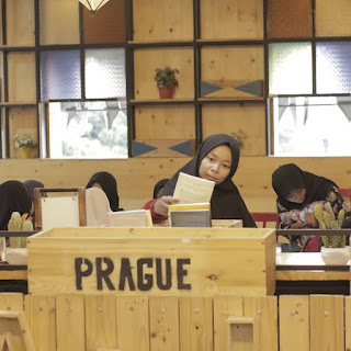 Koleksi foto prague coffee and eatery madiun