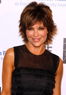 Short Hairstyles for Round Face - Women Short Haircut Ideas