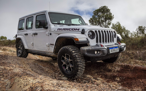 Jeep Wrangler 2022 Sahara e Rubicon - fotos, preços, consumo - Brasil