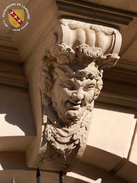 NANCY (54) - Place Carrière : Hôtel de Craon (XVIIIe siècle)