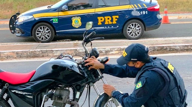 Motocicleta furtada em Fortaleza é recuperada pela PRF em Parnaíba; homem é preso pelo crime de receptação