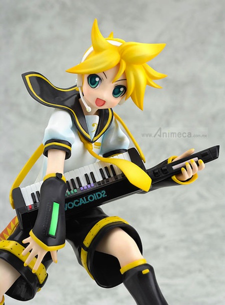 FIGURA LEN KAGAMINE VOCALOID 02