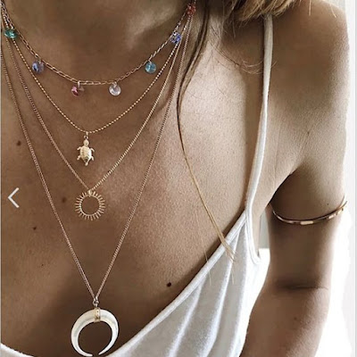 collier tendance ete 2023