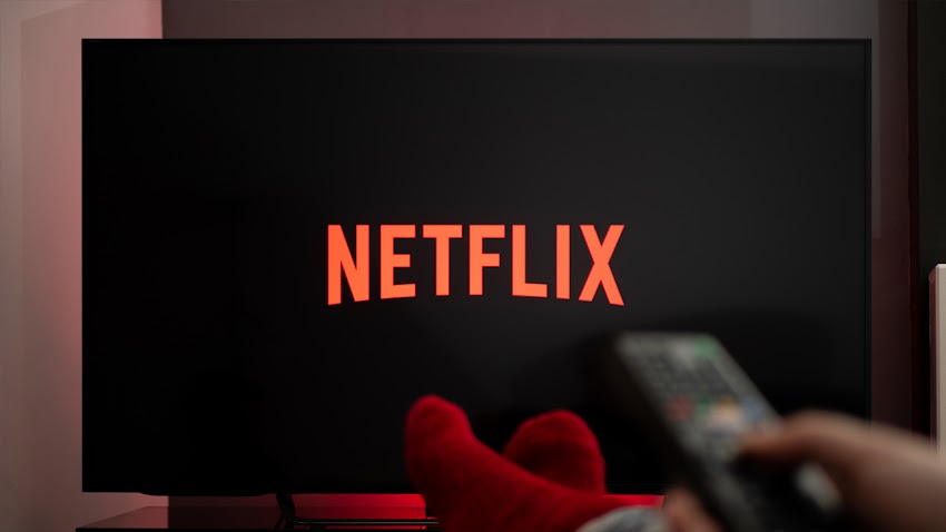 Netflix loses 970,000 subscribers, its largest quarterly loss ever