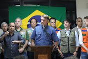 Em Pernambuco, Bolsonaro critica ausência do governador Paulo Câmara: ‘Não é momento de fazer política’