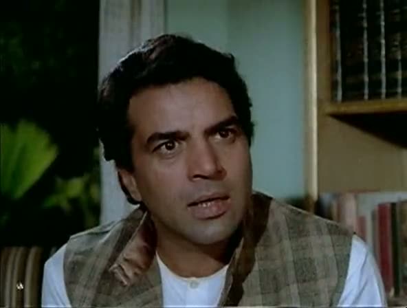 Screen Shot Of Hindi Movie Chupke Chupke 1975 300MB Short Size Download And Watch Online Free at worldfree4u.com