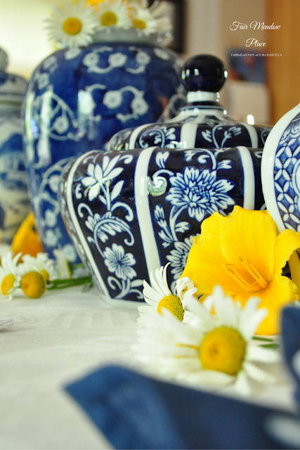 Set the Table - Blue White & Yellow